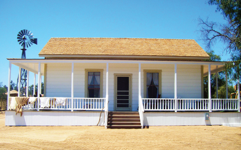 Sikes-Adobe-Farmhouse-01